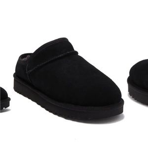 Ugg Classic Slipper NEW